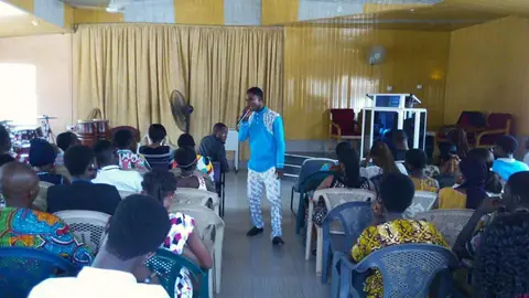 A full room at a BYM gathering